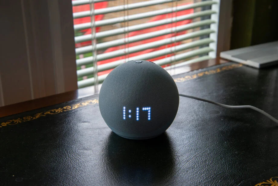 AMAZON ECHO DOT 5TH GENERATION WITH CLOCK LIGHT